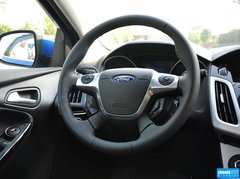 2012款 两厢 2.0L DCT 豪华运动型