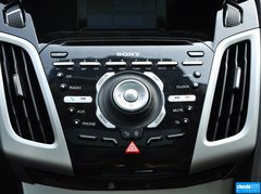 2012款 两厢 2.0L DCT 豪华运动型