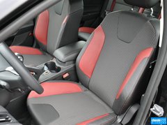 2012款 两厢 2.0L DCT 豪华运动型