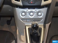 2012款 三厢 1.6L 手动 舒适型