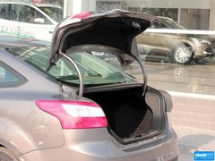 2012款 三厢 1.6L 手动 舒适型