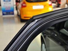 2012款 三厢 1.6L DCT 舒适型