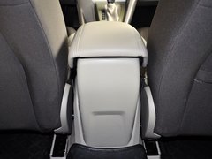 2012款 三厢 1.6L DCT 舒适型