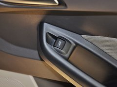2012款 三厢 1.6L DCT 舒适型