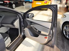 2012款 三厢 1.6L DCT 舒适型