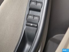 2012款 三厢 1.6L DCT 舒适型