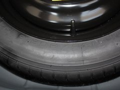 2012款 三厢 1.6L 手动 风尚型