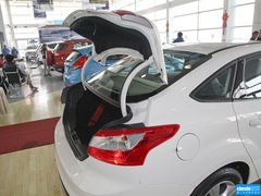 2012款 三厢 1.6L DCT 风尚型