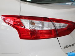 2012款 三厢 1.6L DCT 风尚型