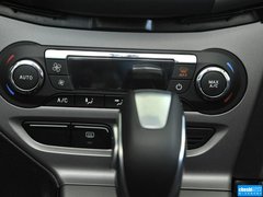 2012款 三厢 1.6L DCT 风尚型