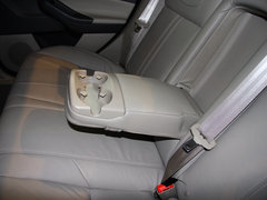 2012款 三厢 1.6L DCT 尊贵型
