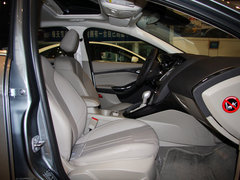 2012款 三厢 1.6L DCT 尊贵型