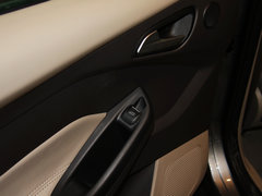 2012款 三厢 1.6L DCT 尊贵型