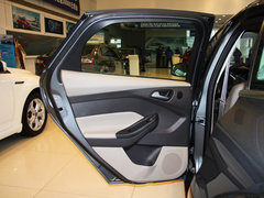 2012款 三厢 1.6L DCT 尊贵型