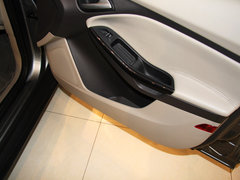 2012款 三厢 1.6L DCT 尊贵型