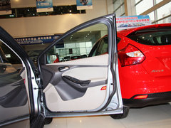 2012款 三厢 1.6L DCT 尊贵型
