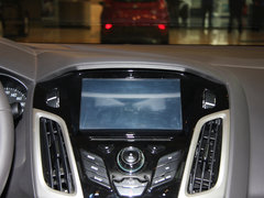 2012款 三厢 1.6L DCT 尊贵型