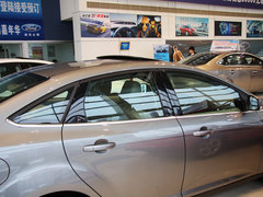 2012款 三厢 1.6L DCT 尊贵型