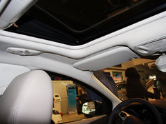 2012款 三厢 1.6L DCT 尊贵型