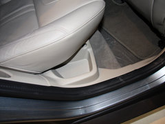 2012款 三厢 1.6L DCT 尊贵型
