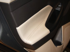 2012款 三厢 1.6L DCT 尊贵型
