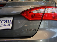 2012款 三厢 1.6L DCT 尊贵型