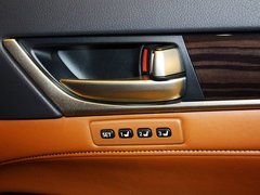 2012款 350 3.5L 自动 豪华全驱版