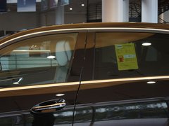 2012款 E300L 3.0L 时尚豪华型