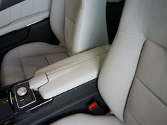 2012款 E300L 3.0L 时尚豪华型