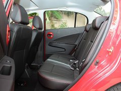 2012款 1.5L 自动 尊贵型