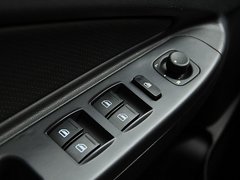 2012款 1.5L 自动 尊贵型