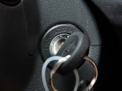 2012款 1.5L 自动 尊贵型