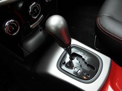 2012款 1.5L 自动 尊贵型