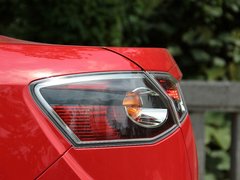 2012款 1.5L 自动 尊贵型