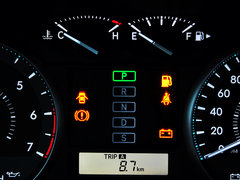 2012款 4.0L AT VX 8座