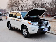 2012款 4.0L AT VX 8座