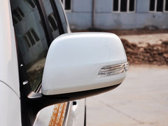 2012款 4.0L AT VX 8座