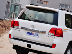 2012款 4.0L AT VX 8座