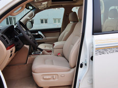 2012款 4.0L AT VX 8座