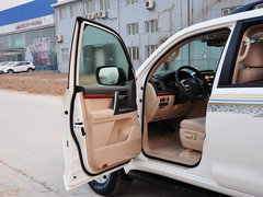 2012款 4.0L AT VX 8座