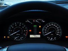2012款 4.0L AT VX 8座