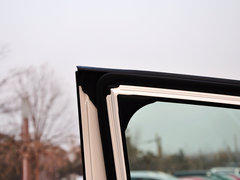 2012款 4.0L AT VX 8座