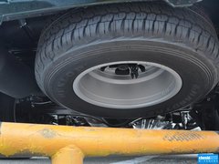 2012款 4.0L AT VX 8座