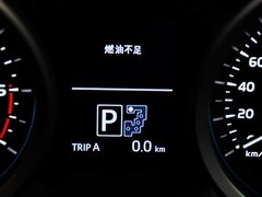 2012款 4.6L AT VX-R 8座