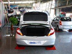 2012款 三厢 1.6L CVT 进取型
