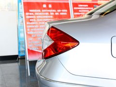 2012款 三厢 1.6L CVT 进取型