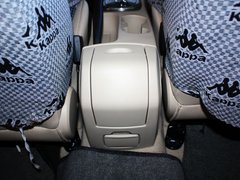 2012款 三厢 1.6L CVT 进取型