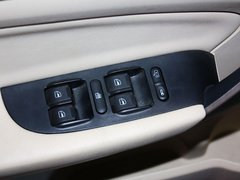 2012款 三厢 1.6L CVT 进取型