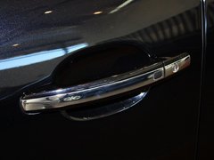 2012款 3.0L 行政型（汽油版）
