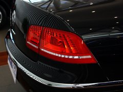 2012款 3.0L 行政型（汽油版）